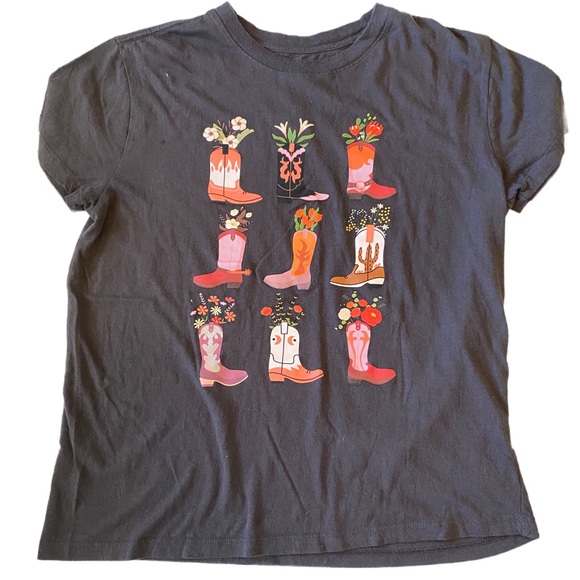 Cowgirl Boot Graphic Tee Women Size M - Picture 1 of 2